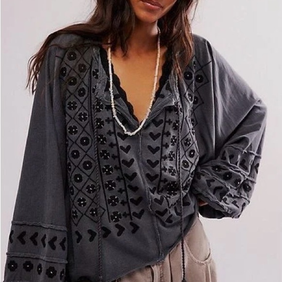Free People Tops - Free People Savannah Embroidered Top XS in Washed Black New With Tags